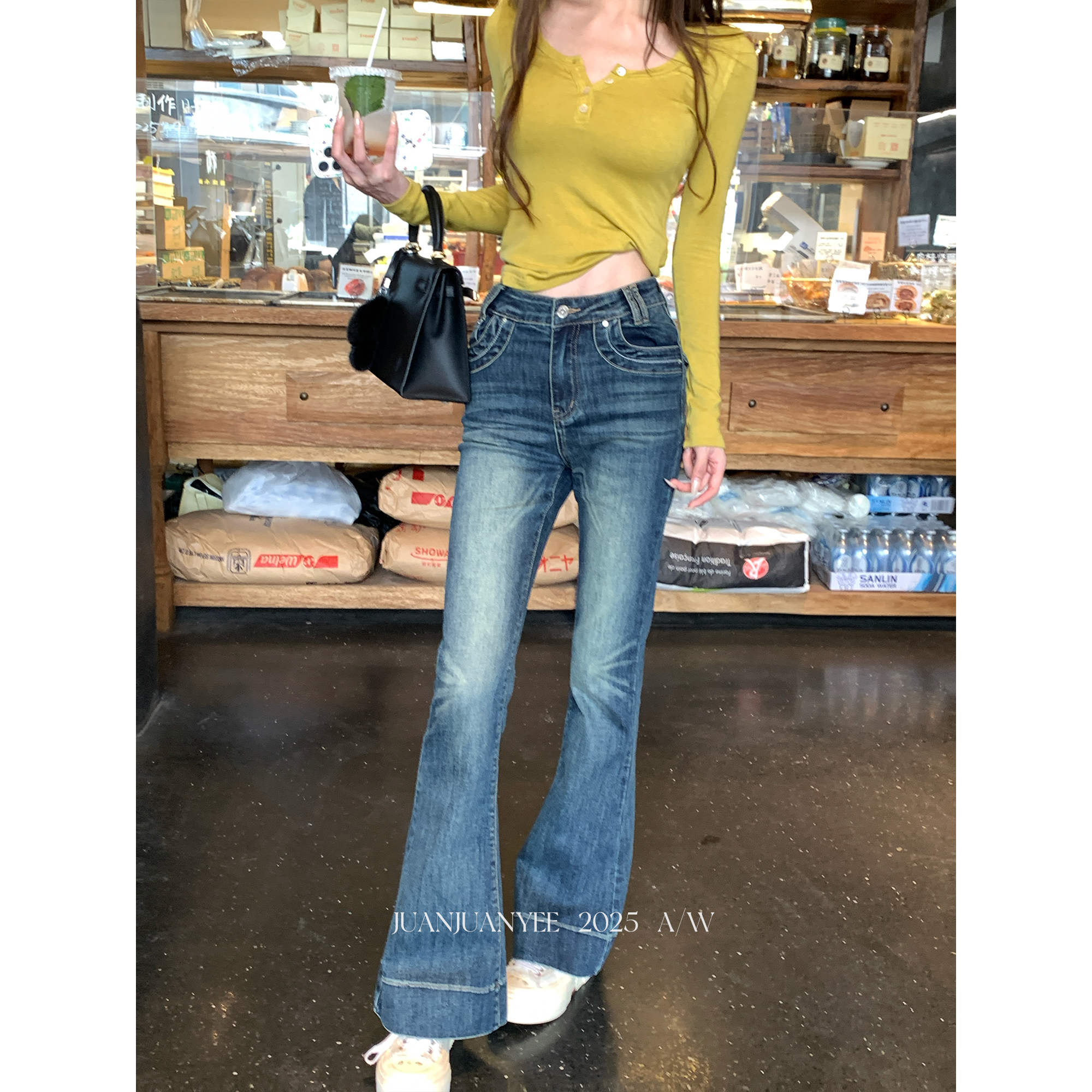 juanjuanyee【梦玲同款】复古水洗蓝拖地辣妹弹力超低腰微喇裤子