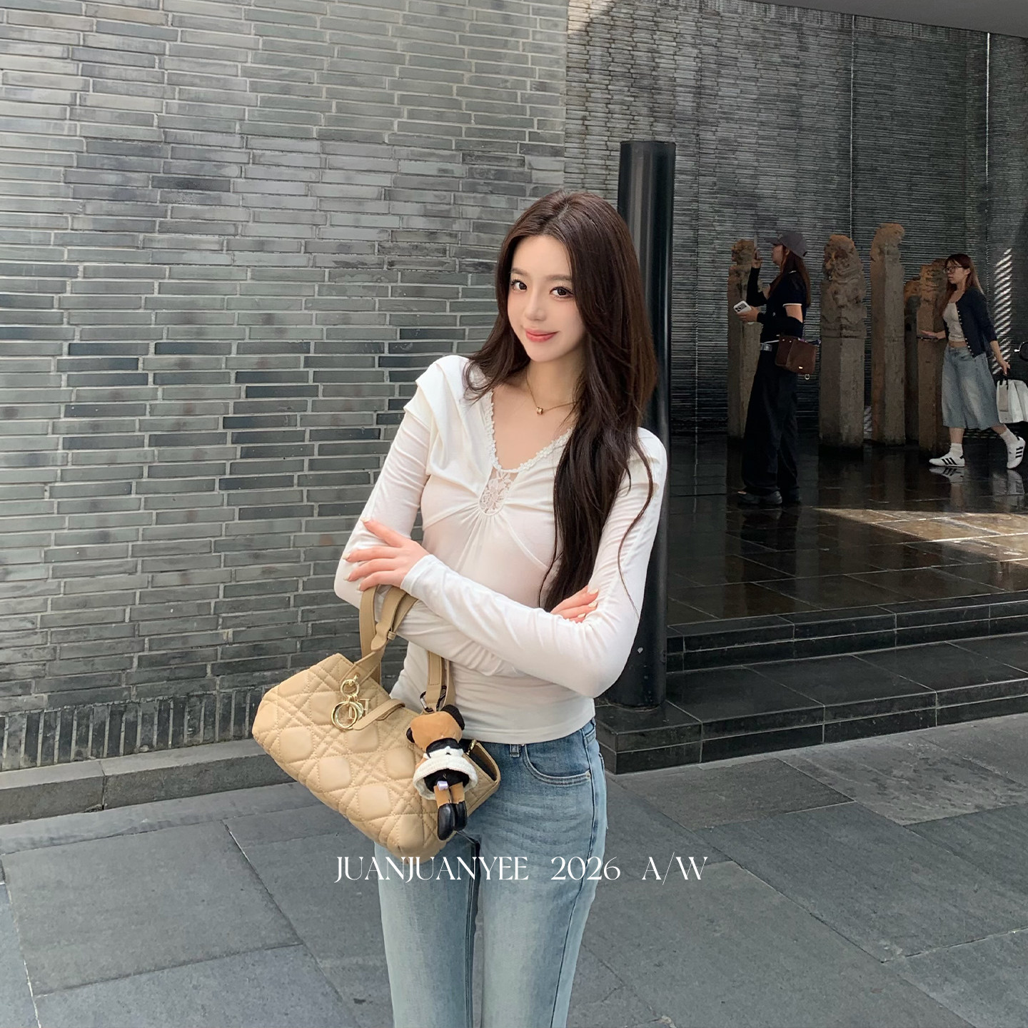 meng via 【欲隐心机】扭结蕾丝长袖T恤女性感气质针织打底衫上衣