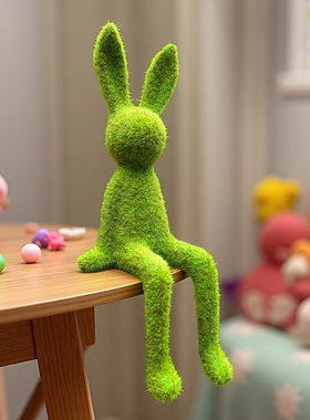树脂复活节兔子摆件长绒面吊着脚的兔子桌角摆件玄关柜电视柜摆件