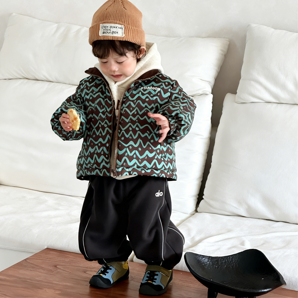 男宝宝冬季夹棉衣服套装儿童外出分体童装外套裤子婴儿洋气三件套
