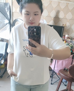 胖mm宽松显瘦圆领短袖 2026春季 女装 大码 T恤女休闲百搭上衣 新款