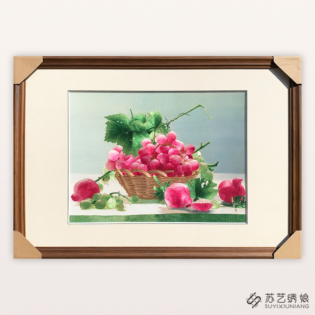 苏绣成品挂画手工刺绣精品水果餐厅装饰挂画送朋友刺绣画葡萄石榴图片