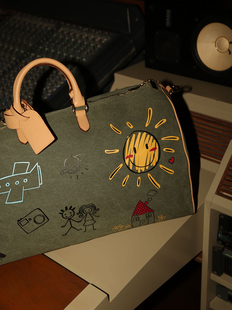 FakeVintage GraffitiBag 1.0 战争与和平涂鸦手提帆布户外旅行包