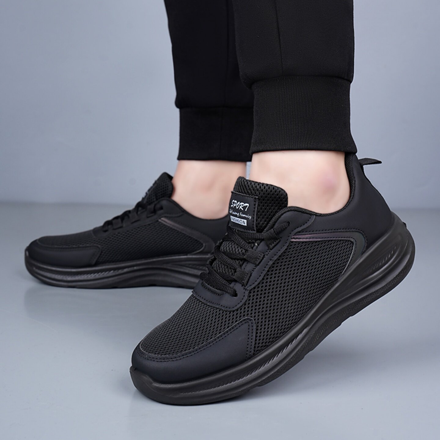 飞织网面运动鞋男透气软底防滑轻便跑步鞋中老年舒适休闲旅游鞋子