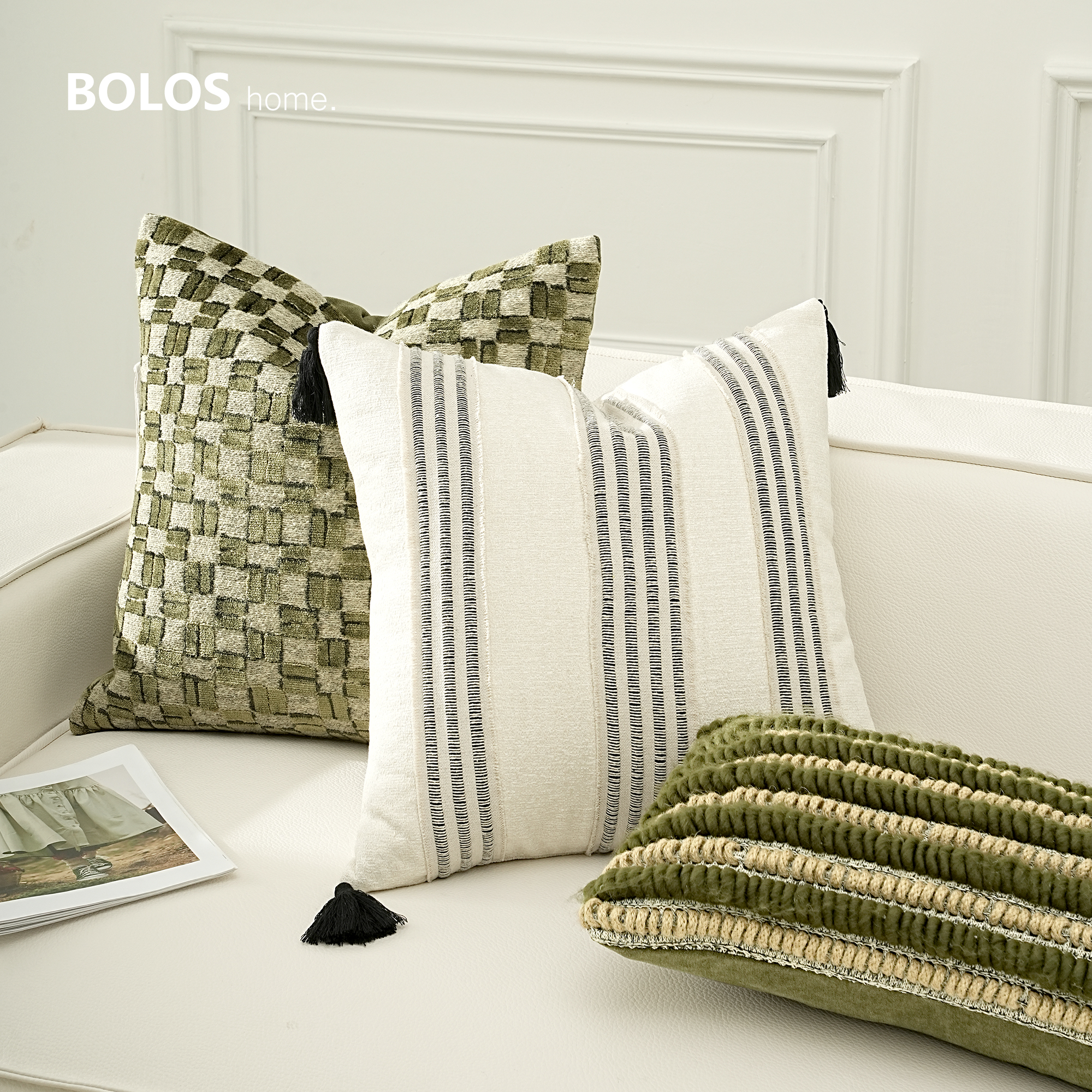 柏洛斯样板间别墅客厅沙发方形枕