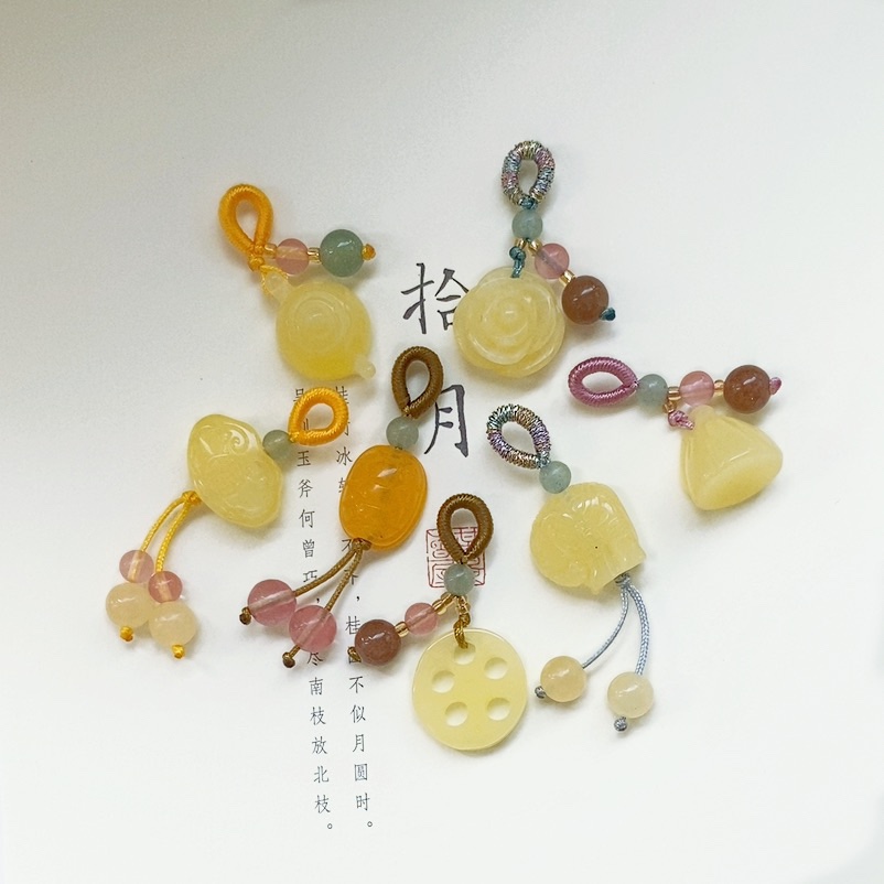 新款二代蜜蜡小提溜手链小吊坠手串diy配饰手作配件 莲蓬钱袋