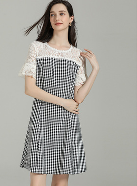 DONEED夏款文艺气质减龄拼接蕾丝裙百搭时髦格纹短袖连衣裙女