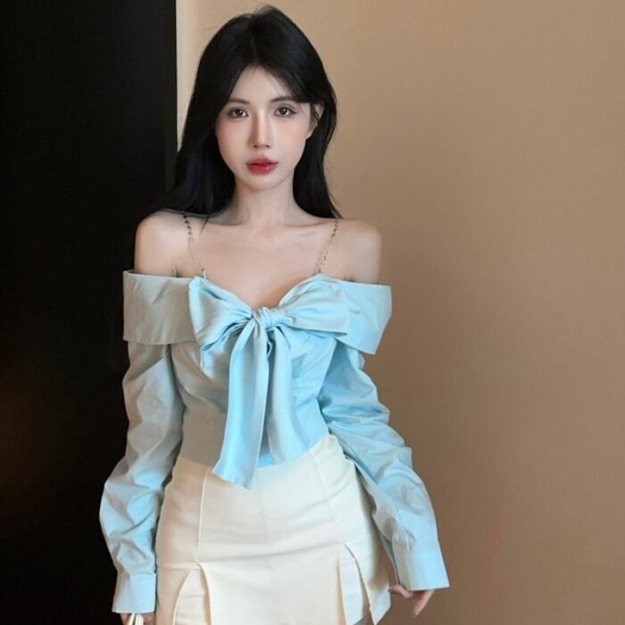 纯欲风辣妹一字蝴蝶结吊带衬衫2026秋季新款性感短款长袖衬衣套头