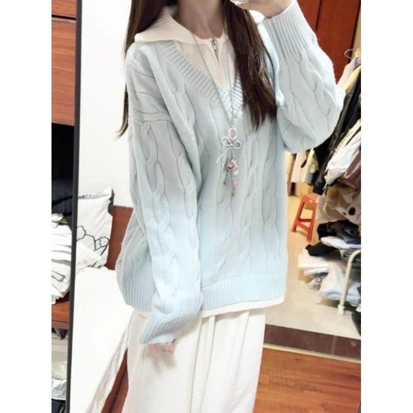 蓝色假两件翻领麻花毛衣女秋冬宽松慵懒风加厚时尚外穿针织衫上衣