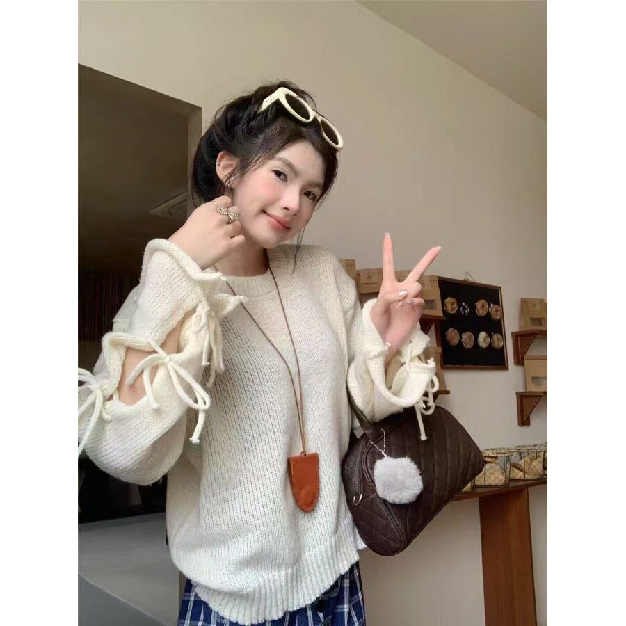 慵懒蝴蝶结针织衫设计圆领毛衣