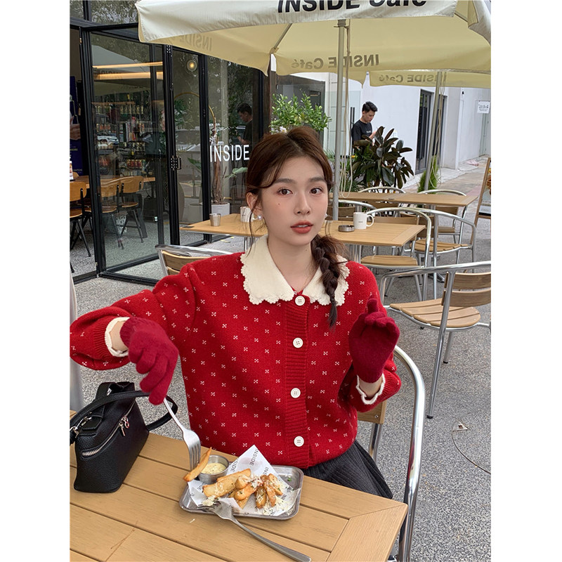 娃娃领小花撞色毛衣外套女