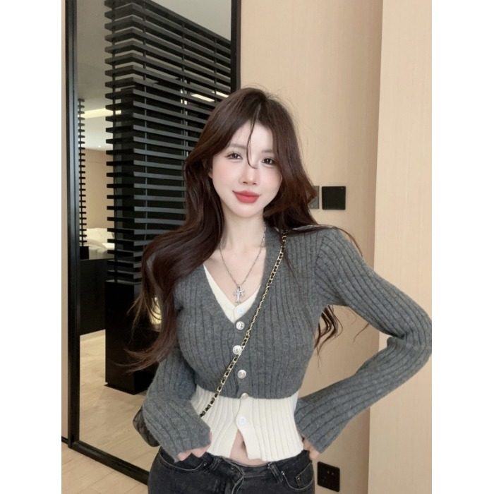 假两件V领针织开衫女秋冬季修身内搭上衣打底衫