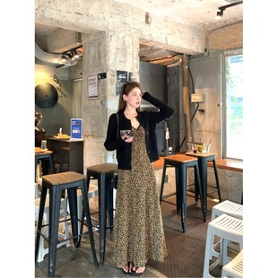 复古套装女气质豹纹吊带裙连衣裙早秋短款针织开衫外套上衣两件套