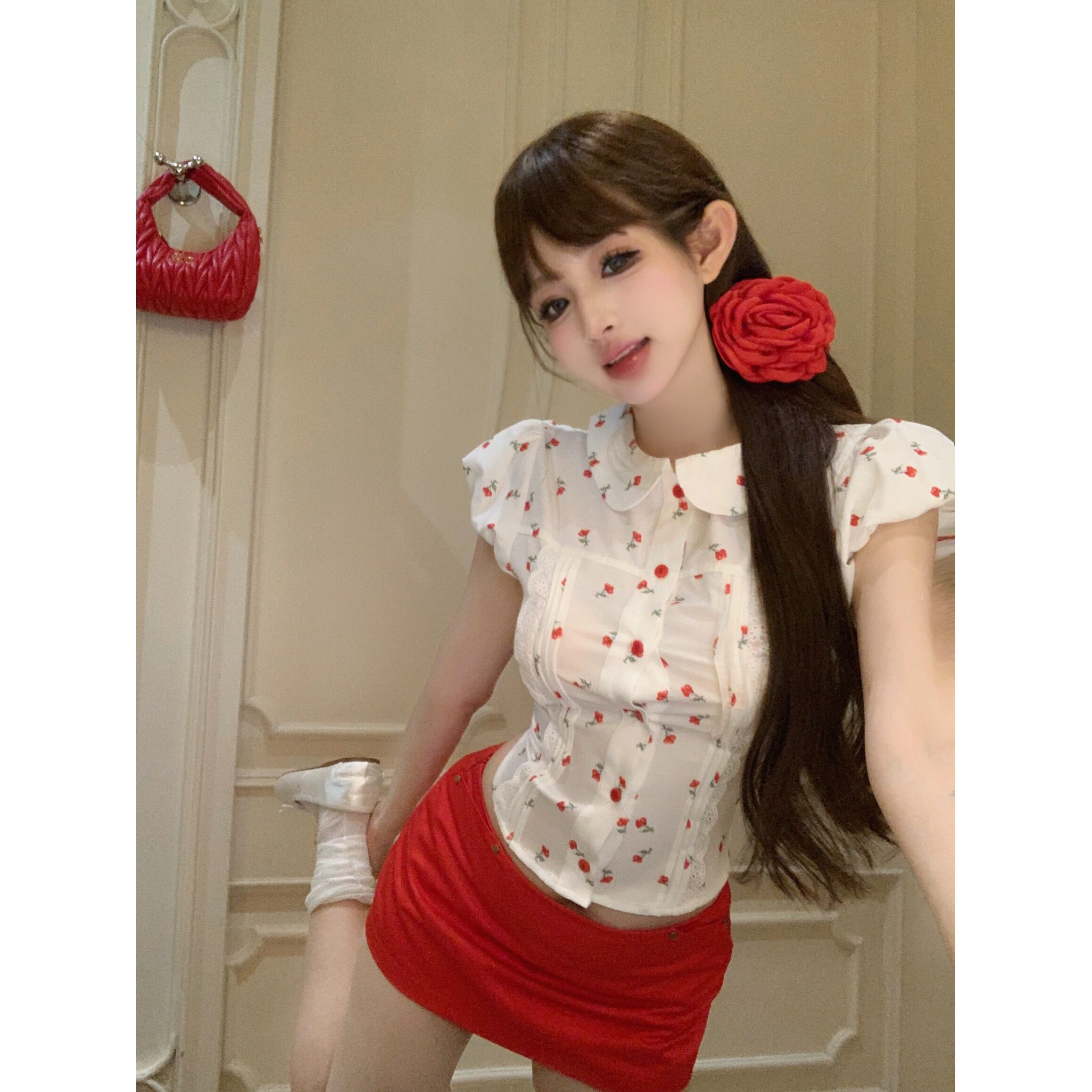 甜美樱桃印花短袖衬衫女夏款2026新款法式设计绝美上衣泡泡袖小衫