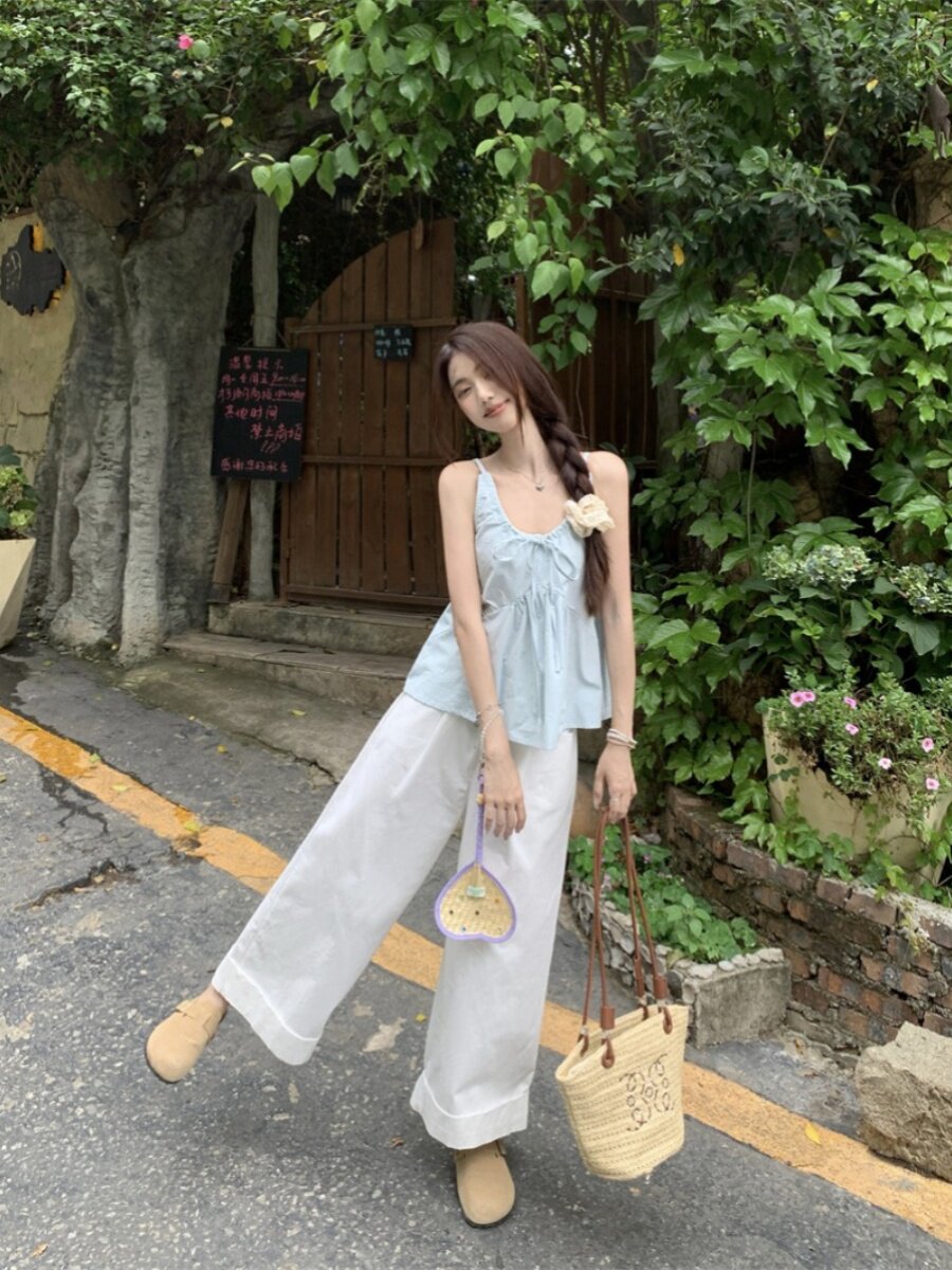 패션 정장 여성 블루 PLEATED 캐미솔 2024 여름 느슨한 넓은 다리 바지 캐주얼 바지 투피스 세트