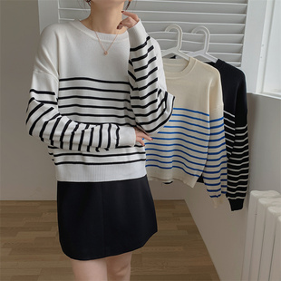 秋冬季上衣新款条纹内搭针织衫设计感小众毛衣薄款圆领女打底衫