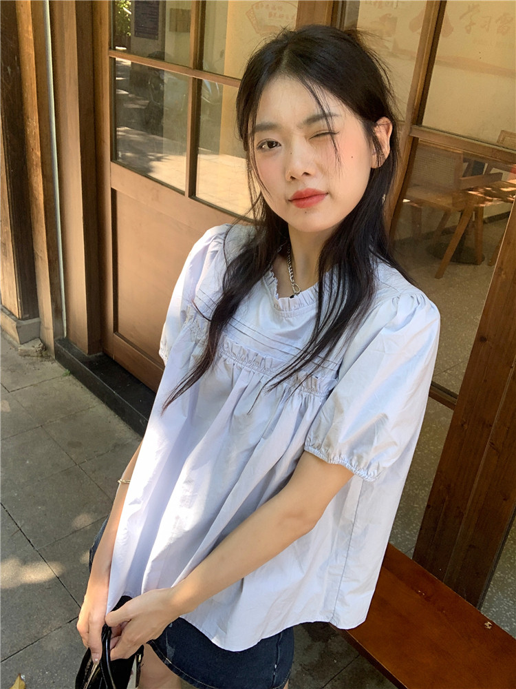 韩系设计感小众宽松泡泡袖衬衫女早秋新款压褶木耳边娃娃衫上衣