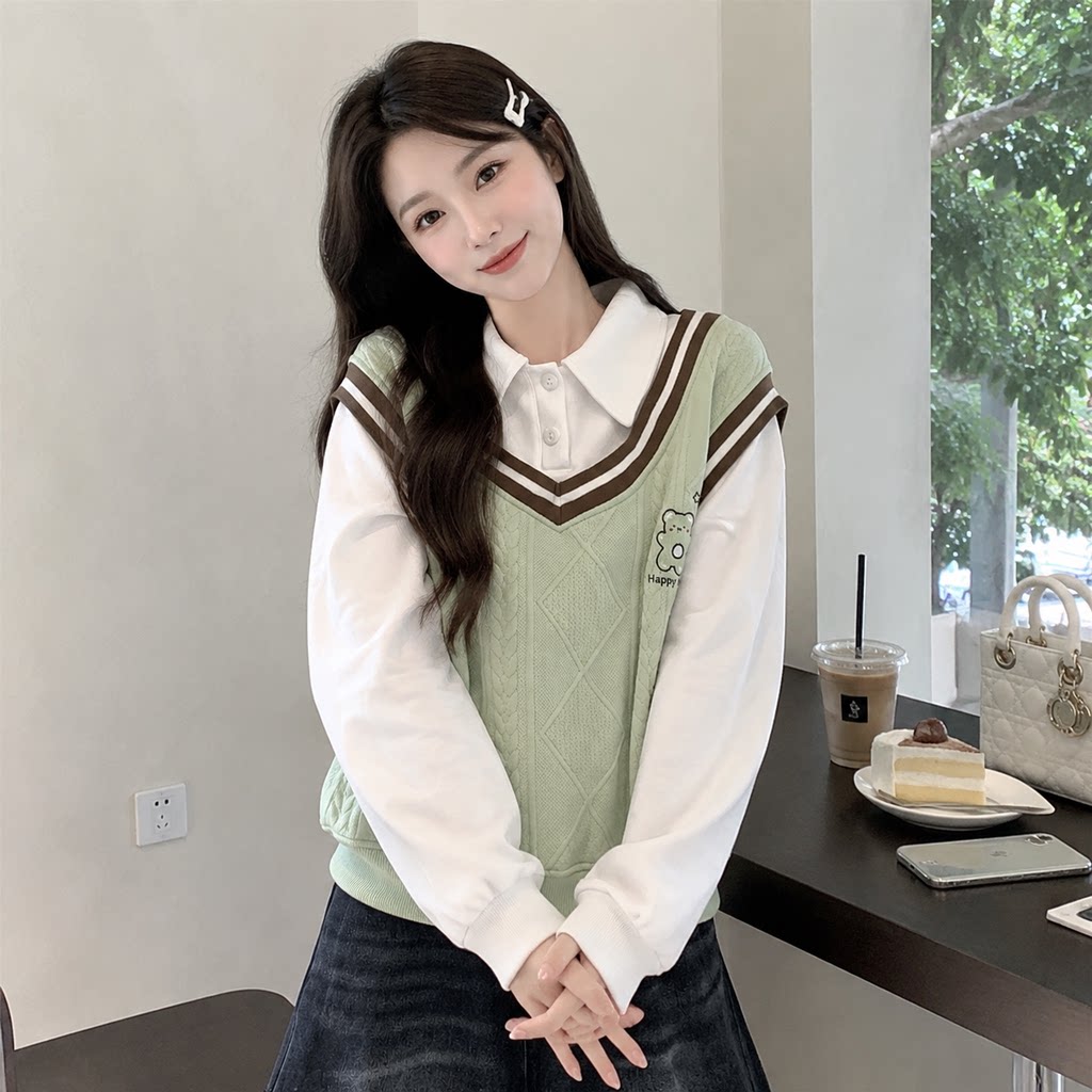 加绒假两件翻领显瘦马甲卫衣女