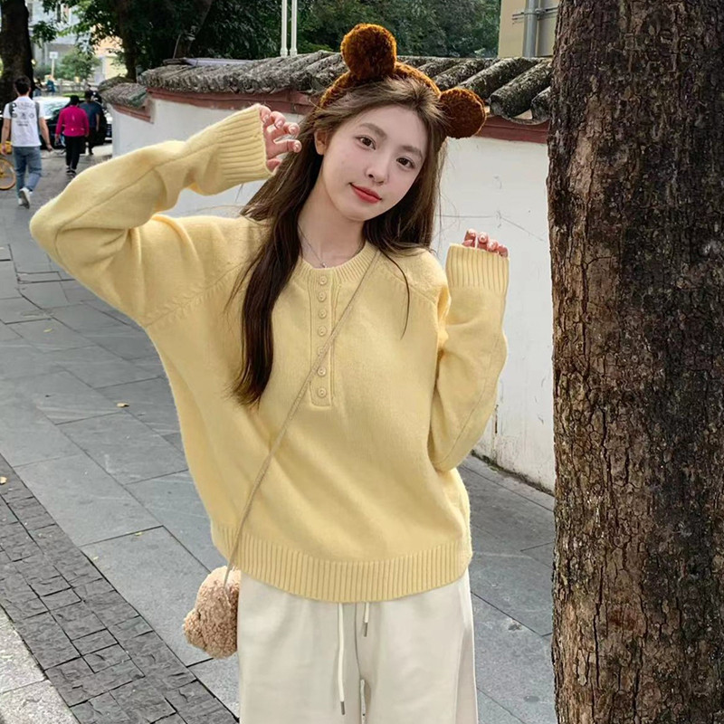 慵懒风黄色圆领毛衣女春秋季2024新款小个子日系宽松内搭针织上衣