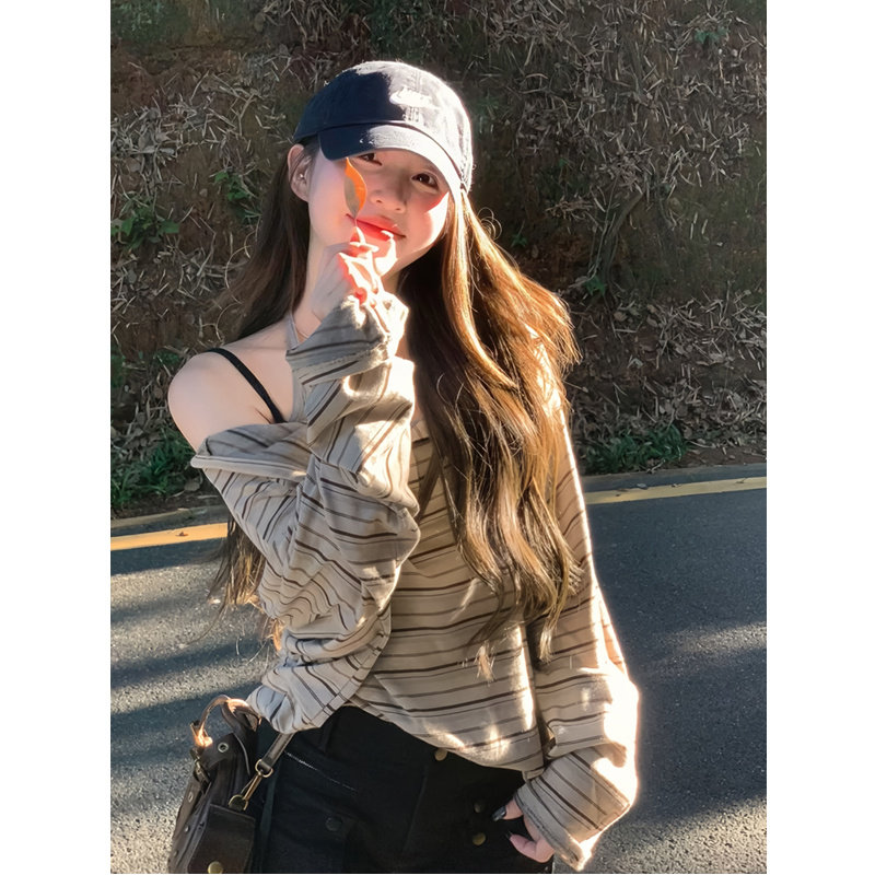 美式复古辣妹条纹露肩长袖T恤女早秋季宽松慵懒显瘦瘦百搭上衣ins