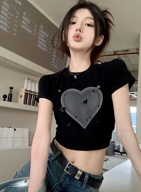 黑色正肩短袖t恤女2026新款夏季辣妹纯欲风独特别致高腰短款上衣