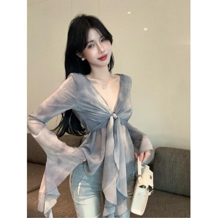 蓝色v领荷叶边长袖衬衫女装辣妹上衣高级感扎染小众大码小衫夏季