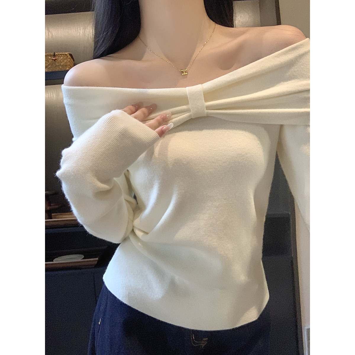 纯欲修身一字领露肩蝴蝶结毛衣韩系秋冬内搭长袖针织打底衫女上衣