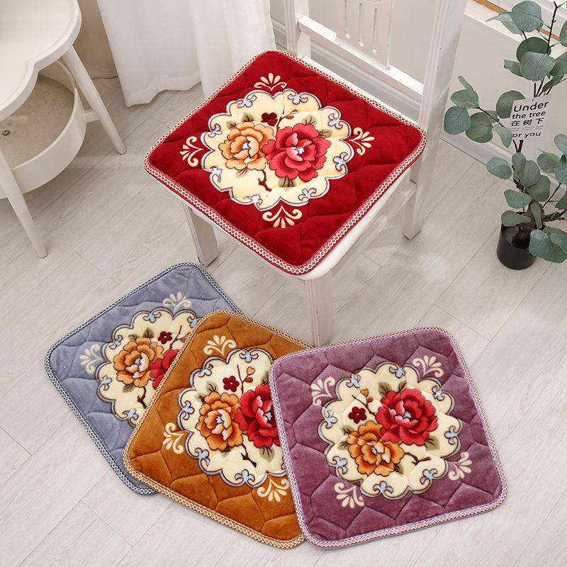 加厚防滑毛绒坐垫办公室