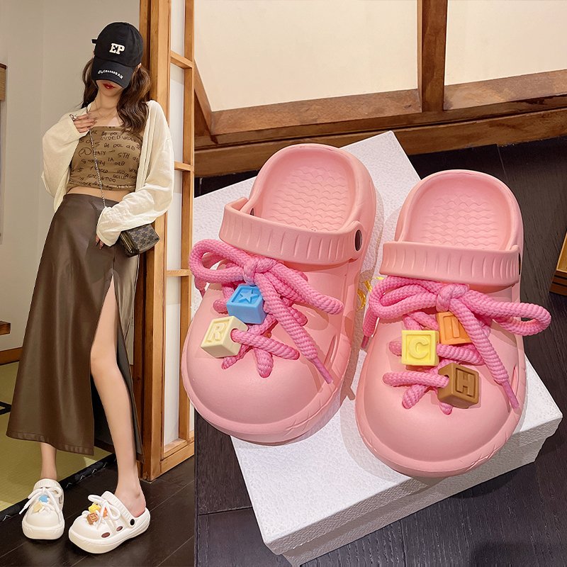 2023洞洞甜美风格绑带橡胶