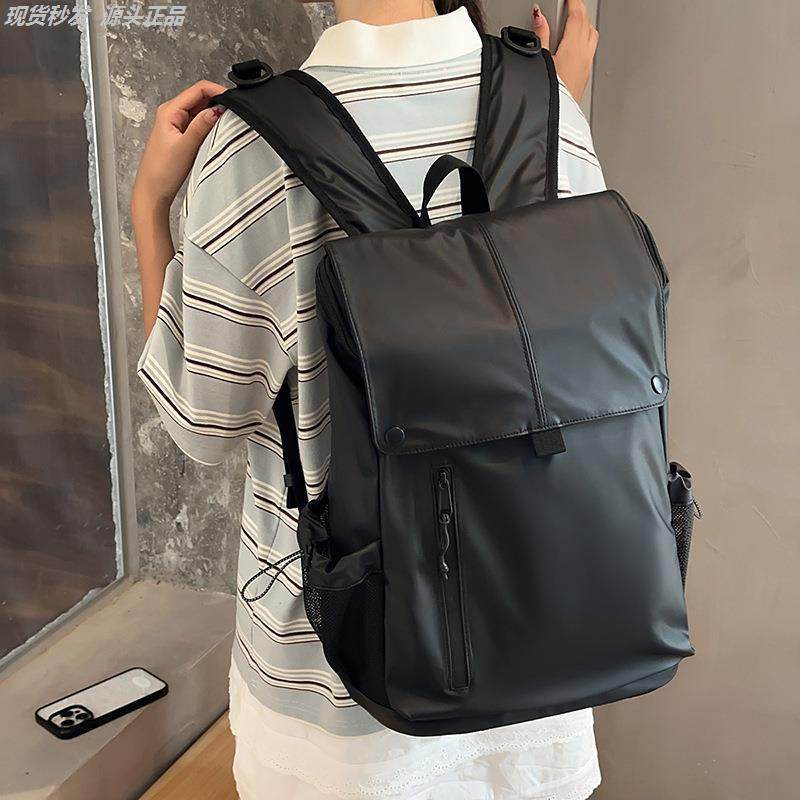 轻便防水双肩包女大学生上课书包电脑包登山包休闲通勤旅游背包潮