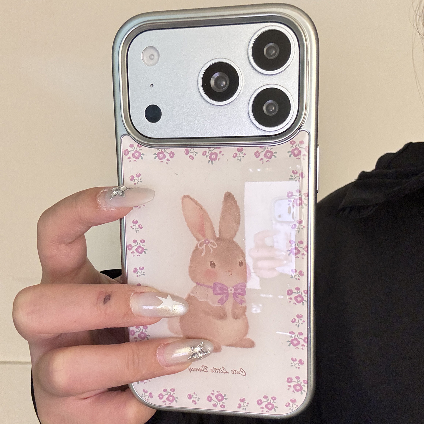 【每日新品】日韩ins小清新紫碎花兔子适用于iphone17pr