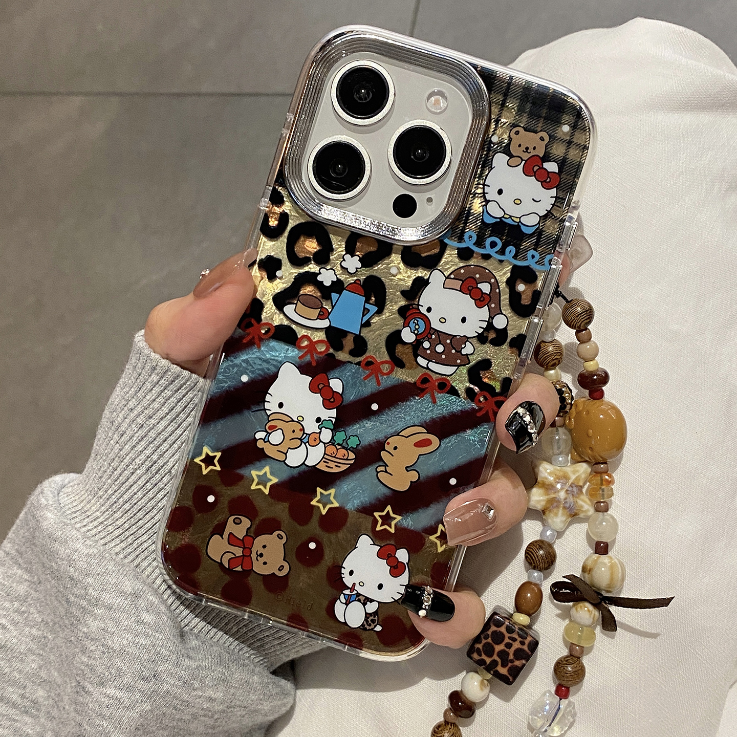 日韩可爱拼接豹纹小熊KT猫适用于iphone17手机壳苹果15保护套14手链13新款15promax防摔16pro个性max手机套女