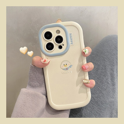 ins风可爱围巾鸭子适用苹果15promax手机壳iphone16pro情侣14磨砂13防摔12保护套max新款x11xs/xr/xsmax7p16