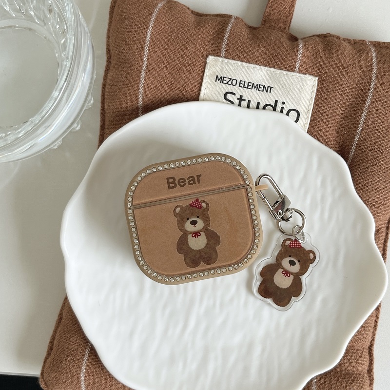 棕色油画小熊苹果磁吸闪钻耳机套