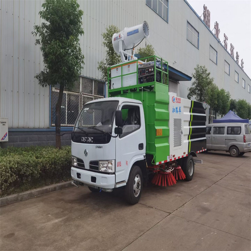 东风5.5方小型路面清扫车