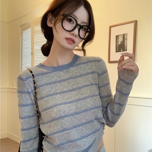 撞色圆领条纹长袖针织衫女打底衫