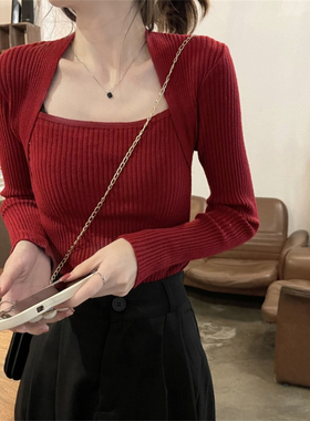 方领法式打底衫女内搭毛衣秋冬紧身上衣洋气别致红色辣妹减龄针织