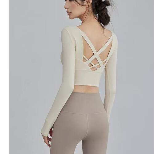 瑜伽服女秋冬长袖2024新款固定胸垫健身普拉提运动上衣训练服套装