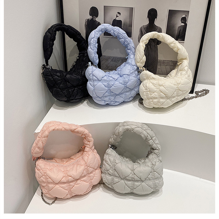 高品质小众设计云朵腋下包链条单肩包手提休闲显气质百搭手机包