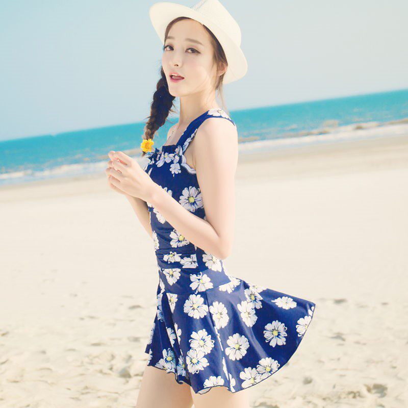 温泉女韩版泳衣裙式平角钢托小胸保守少女学生遮肚显瘦连体泳装