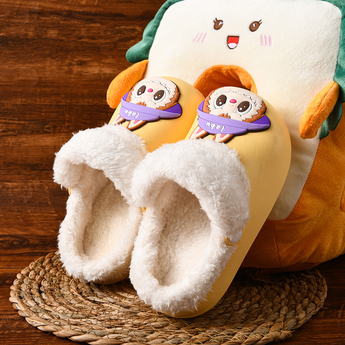 秋冬加绒加厚儿童棉鞋女童室内家居防滑软底小朋友可爱卡通棉拖鞋