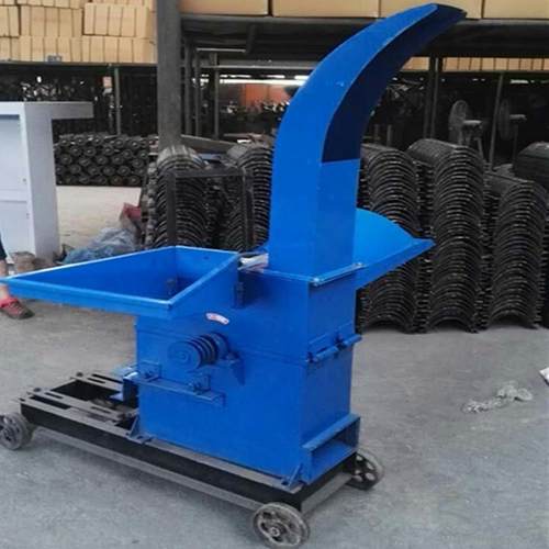 牛羊青贮饲料粉碎机 多功能揉草设备 高喷式高粱杆干湿切碎机械