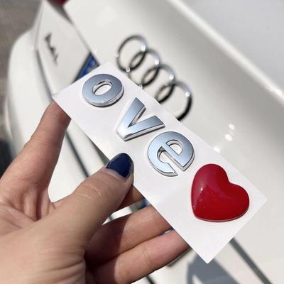 创意小写字母LOVE爱心奥迪Q2LQ5A4A6L宾士E260LE300L改装车尾标贴