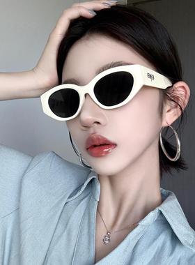 白框猫眼太阳眼镜女款方圆脸显脸小夏遮阳太阳眼镜2025新款辣妹高