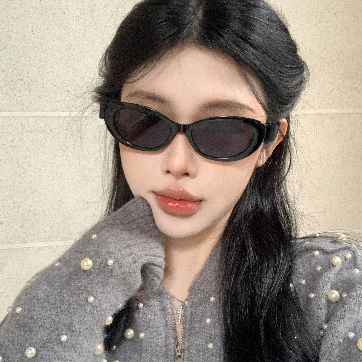 2025新款户外猫眼墨镜女款冬天高级感复古蝴蝶结雪地护目太阳眼镜