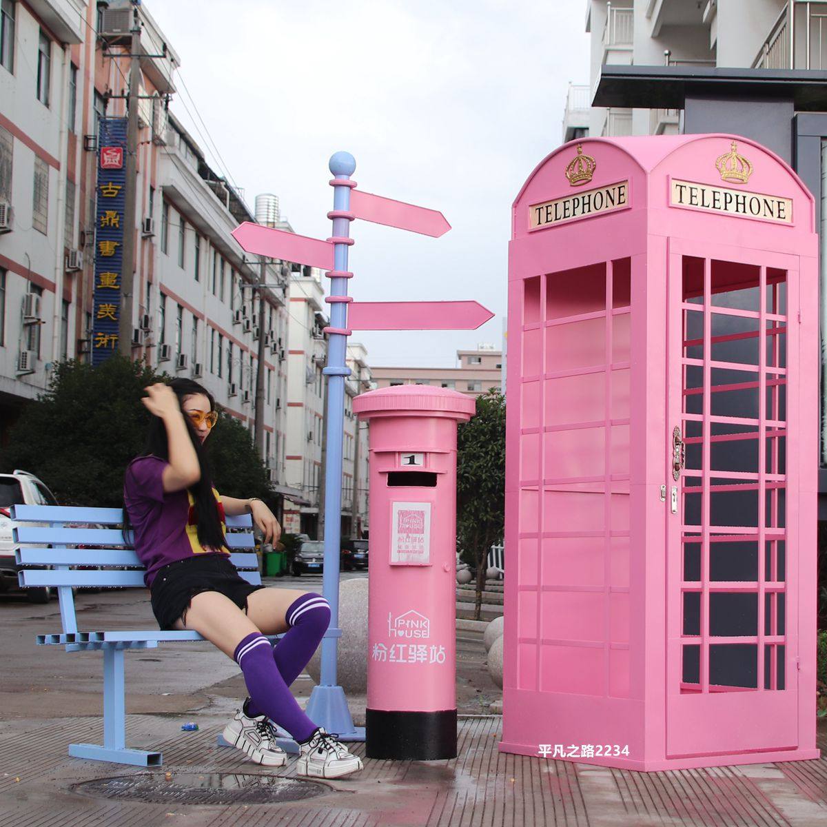 复古定制欧式复古红色电话亭大型软装摆件英伦工业风装饰道具模型