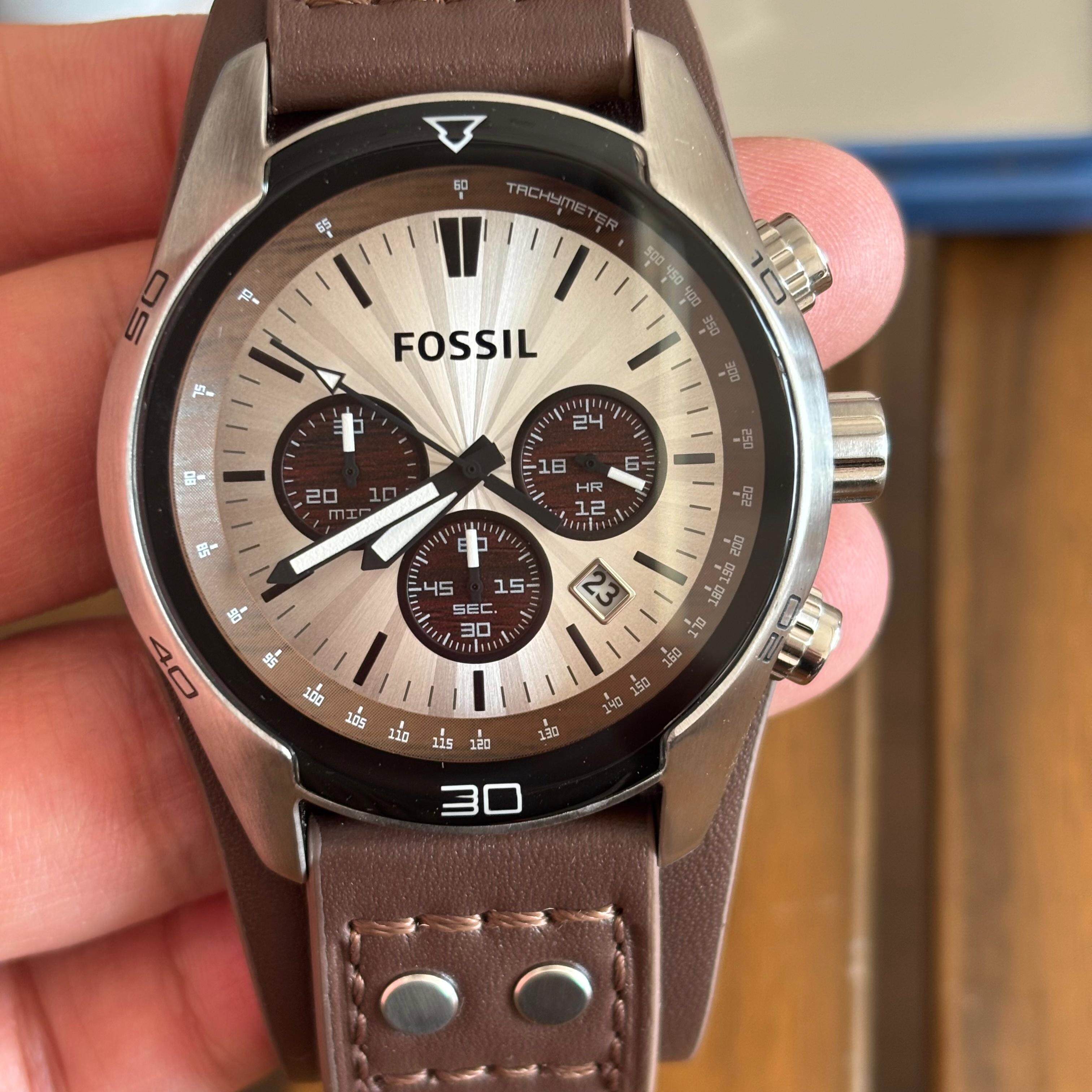 化石fossil护腕真皮表带三眼男表