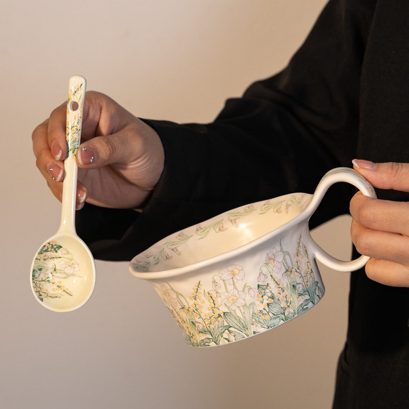 复古风铃花陶瓷曲把杯高颜值咖啡杯子大容量马克杯早餐杯生日礼物