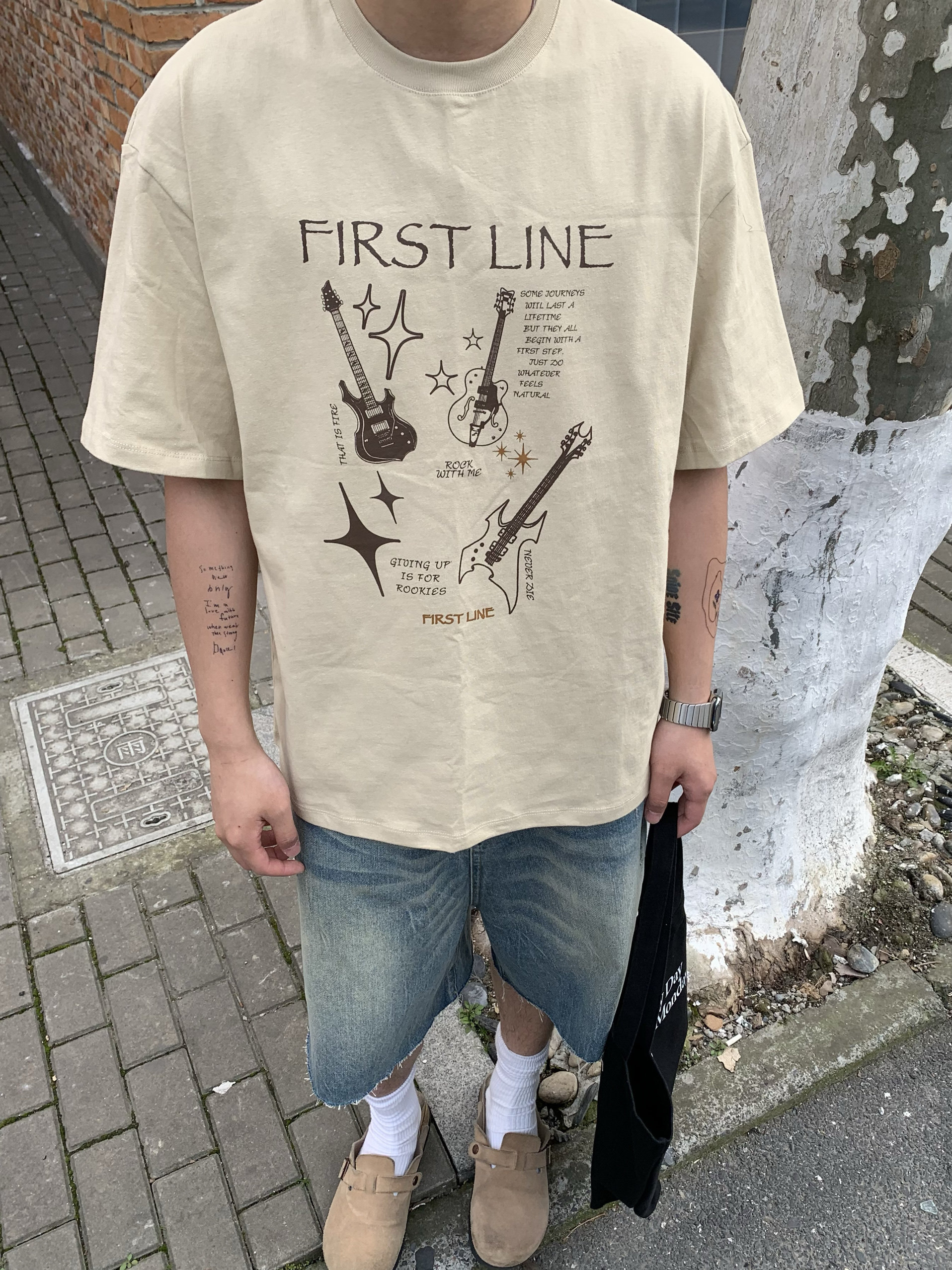 FIRST LINE2024夏季新款复古电吉他圆领短袖字母印花T恤情侣男女
