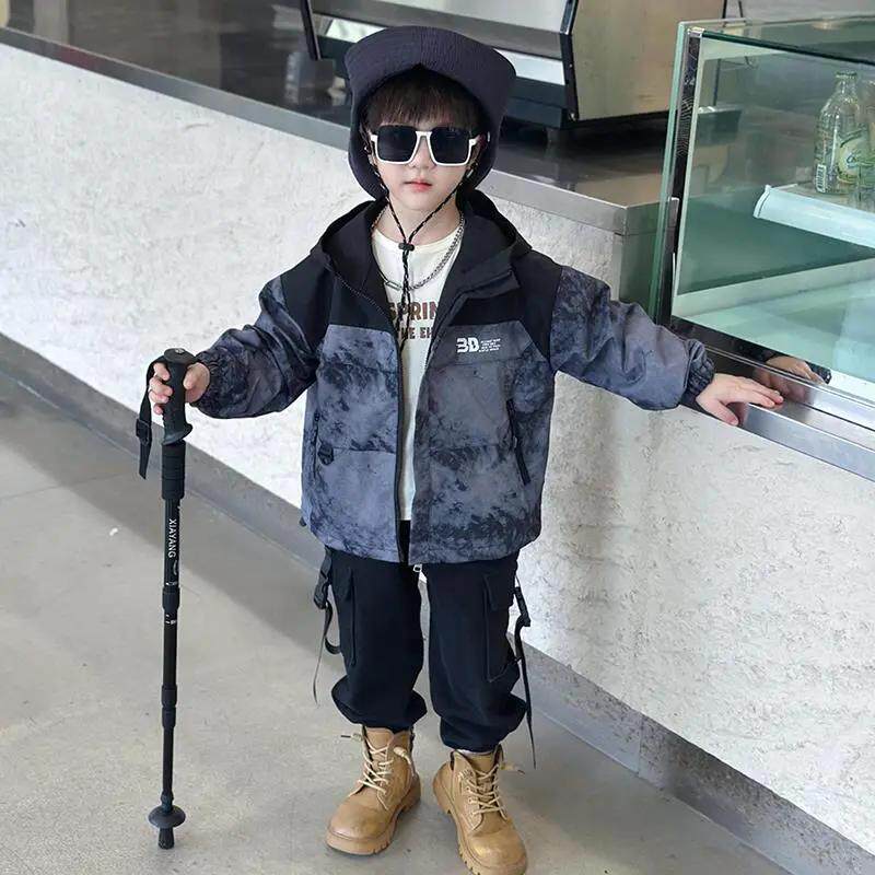 儿童冲锋衣男童春秋外套